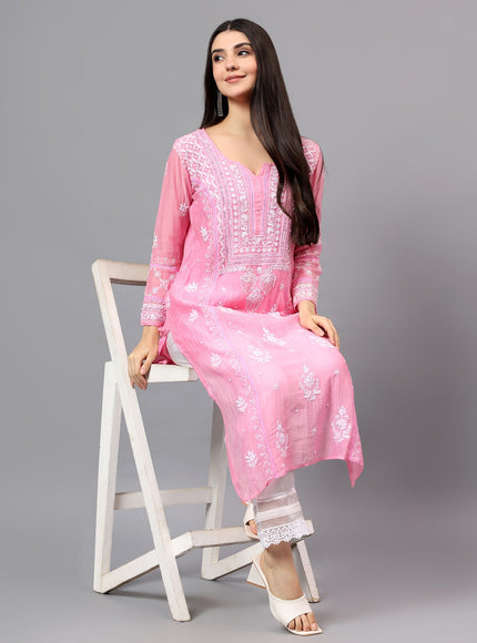 Pure Mal Chanderi Kurta embroidered  with lucknowi chikankari and beautiful Dardozi embellishment.