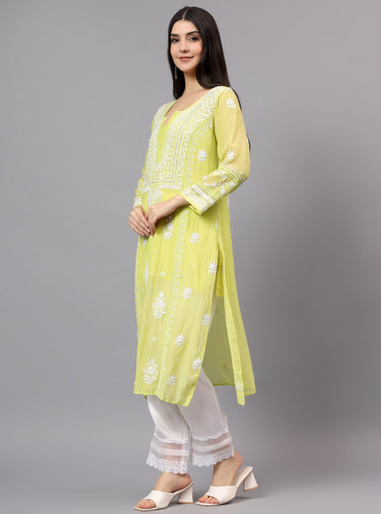 Pure Mal Chanderi Kurta embroidered  with lucknowi chikankari and beautiful Dardozi embellishment.