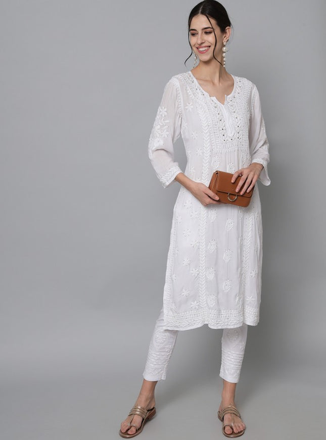 LIBROSE Pure Modal Royal White Lucknowi Chikan Floral Pattern Kurti with Mukaish (Fardi, Kamdani)