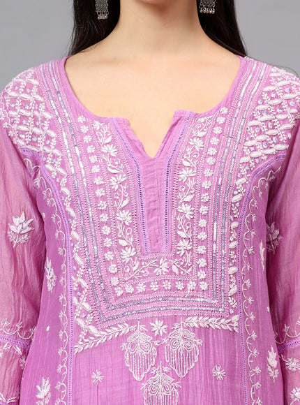 Pure Mal Chanderi Kurta embroidered  with lucknowi chikankari and beautiful Dardozi embellishment.